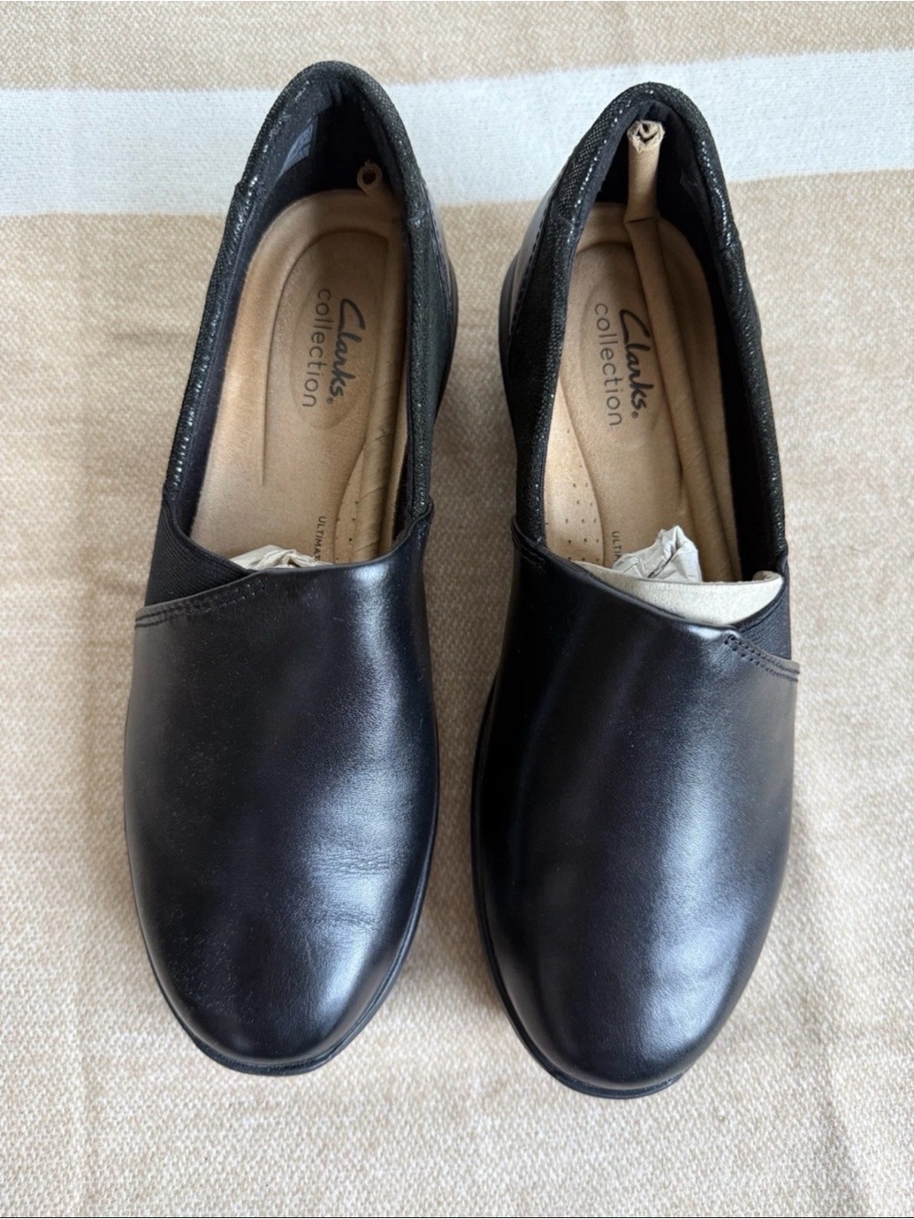 Clarks Collection Women's Black Slip-On Comfort Shoes 8.5
